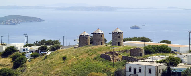 Ege Denizi ve Yel Değirmenleri - Patmos