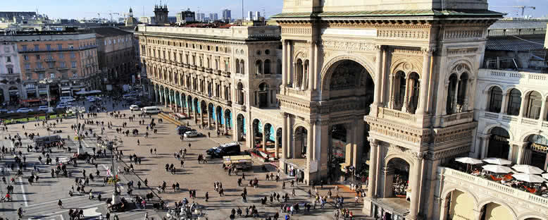 Galleria Vittorio Emanuele II Kapısı - Milano