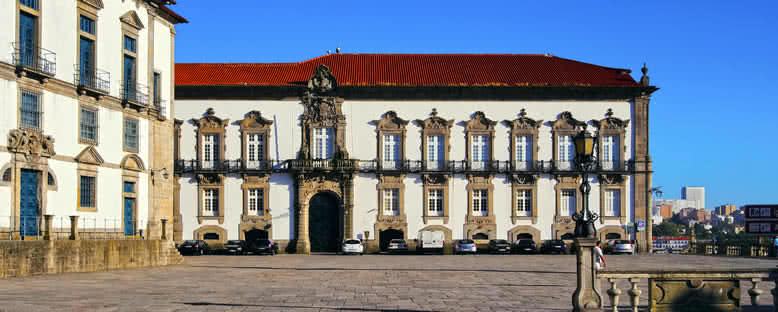 Piskoposluk Sarayı - Porto