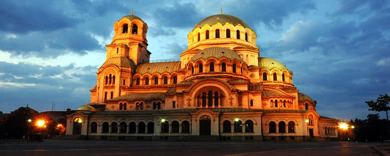 Akşam Işıklarıyla Alexander Nevsky Katedrali - Sofya
