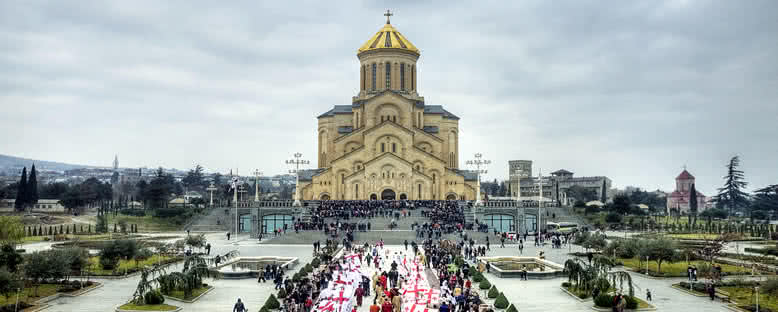 Sameba Katedrali - Tiflis