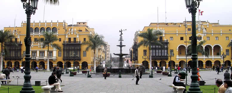 Belediye Binası ve Ana Meydan - Lima