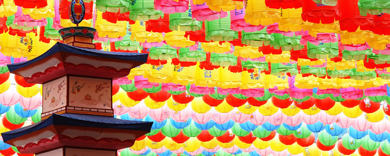 Jogyesa Tapınağı'nda Renkli Fenerler - Seul