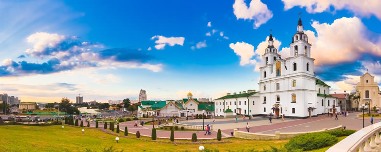 Kutsal Ruh Katedrali - Minsk