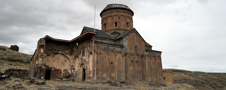 Tigran Honents Kilisesi - Kars