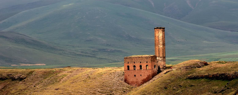 Menucehr Camii - Kars