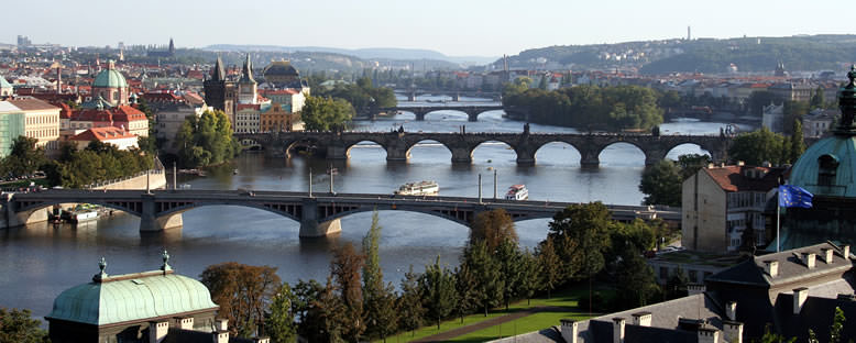 Vltava Nehri ve Köprüler - Prag