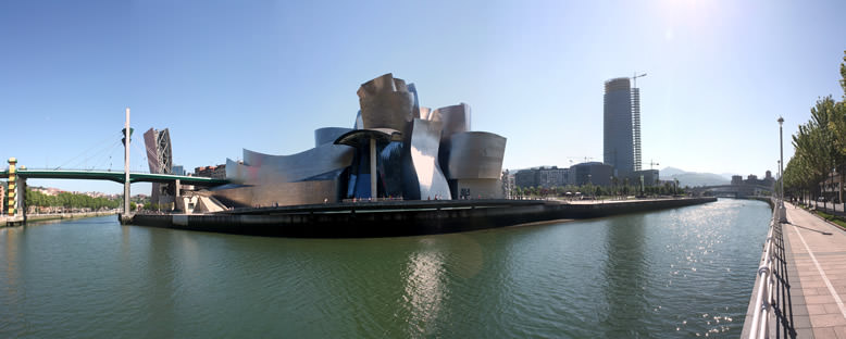 Nervion Nehri ve Guggenheim Müzesi - Bilbao
