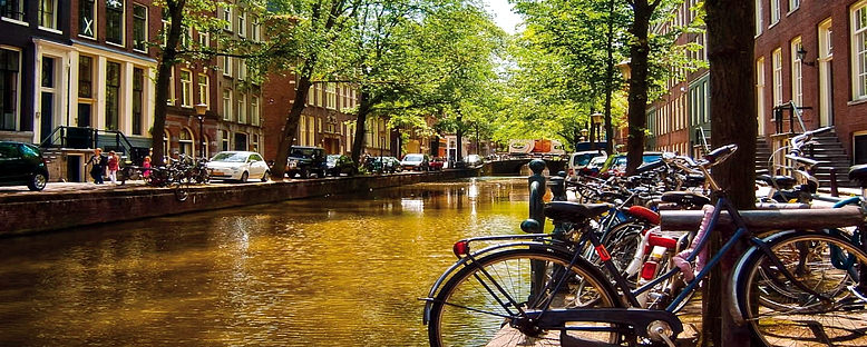 Kanal ve Bisikletler - Amsterdam
