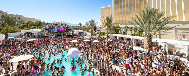 Havuz Partileri - Las Vegas