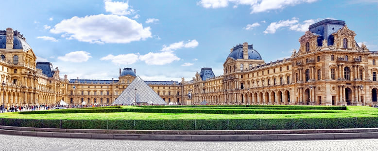 Louvre Müzesi - Paris