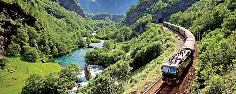 Tren Yolculuğu - Flam