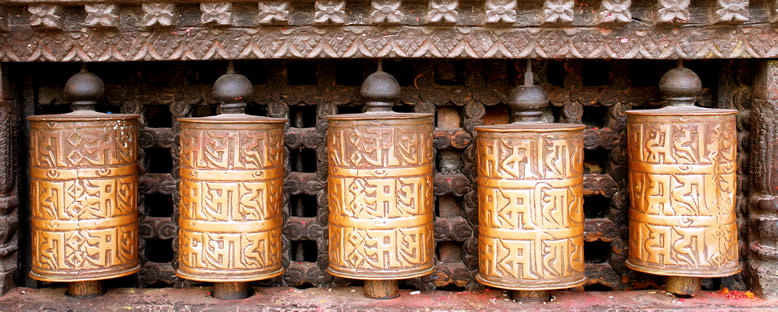 Swayambhunath Tapınağı'nda Dua Tekerleri - Katmandu