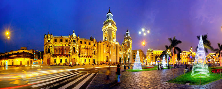 Katedral Gece Manzarası - Lima