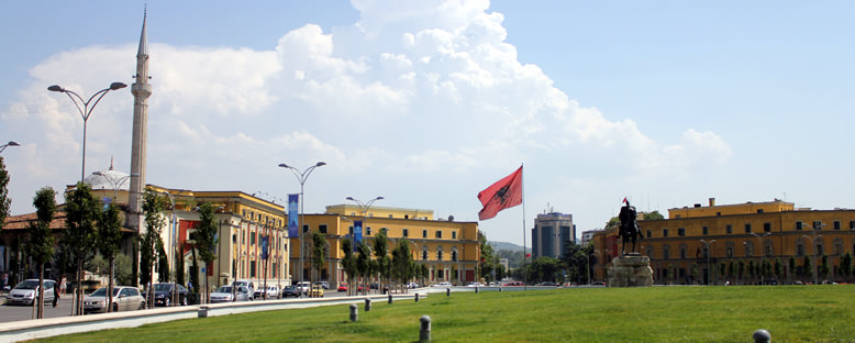 Skanderberg Meydanı - Tiran