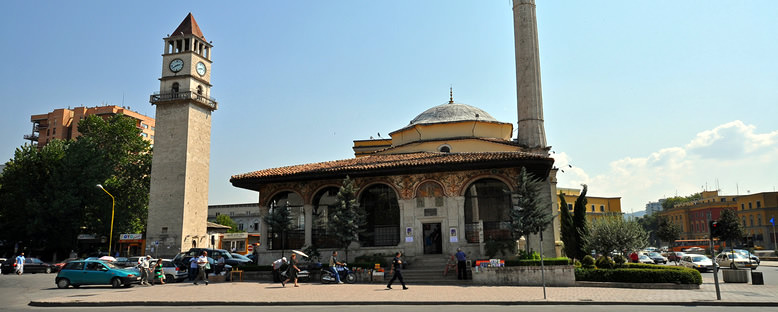 Ethem Bey Camii ve Saat Kulesi - Tiran