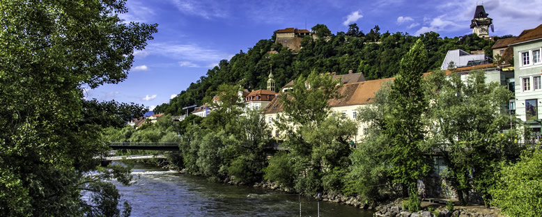 Mur Nehri Kıyıları - Graz