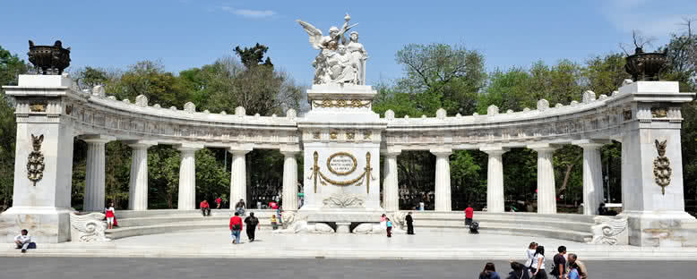 Benito Juarez Anıtı - Mexico City