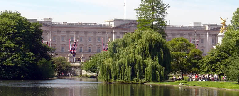 Buckhingam Sarayı ve Parkı - Londra