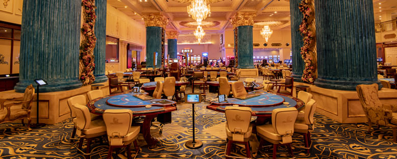 Casino - Lord's Palace Hotel