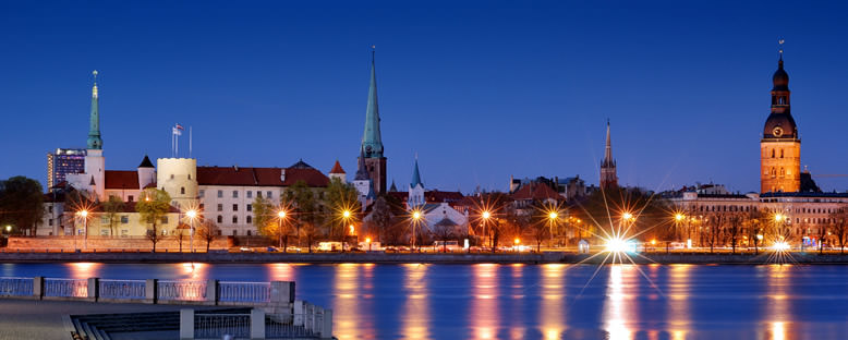 Daugava Nehri'nde Gün Batımı - Riga