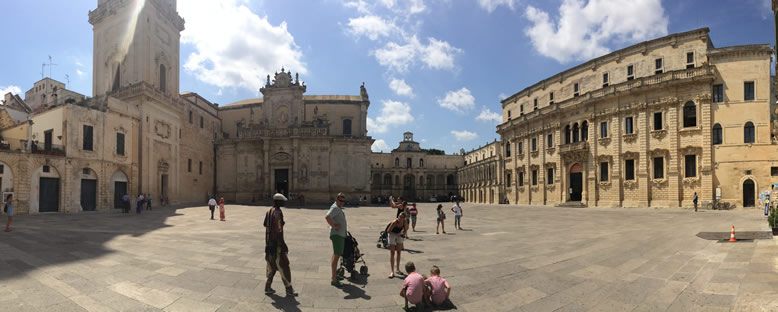 Duomo Meydanı - Lecce