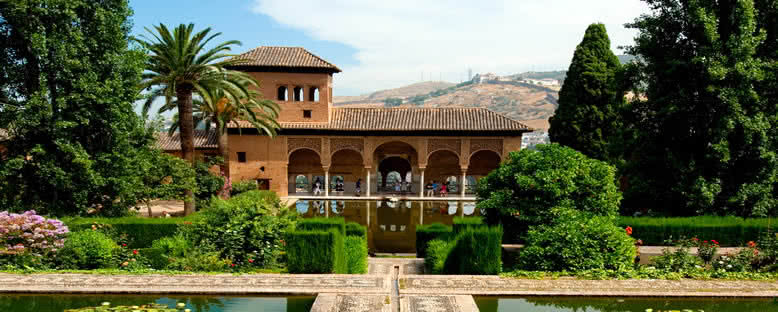 Elhamra Saray Bahçeleri - Granada