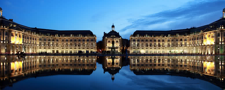 Gece Saatlerinde Place de la Bourse - Bordeaux