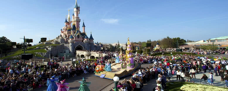 Geçit Törenleri - Disneyland