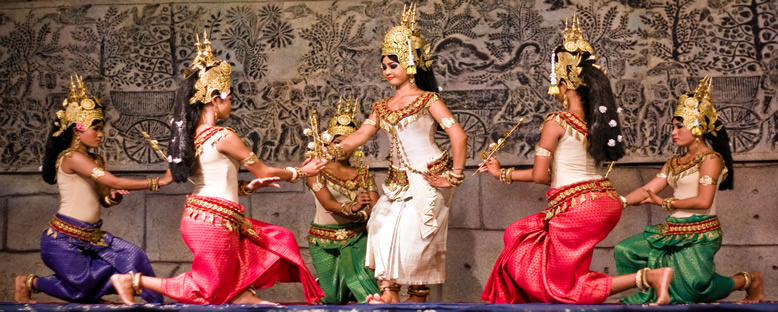 Geleneksel Apsara Dansçıları - Kamboçya