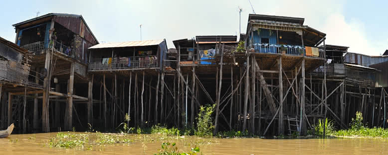 Geleneksel Kıyı Evleri - Kampong Chhnang