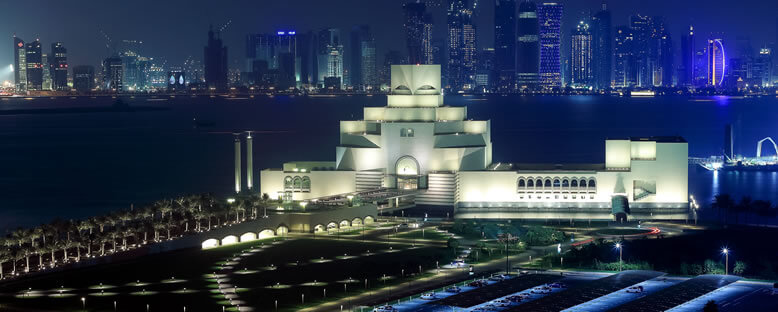 İslam Sanatları Müzesi Gece Manzarası - Doha