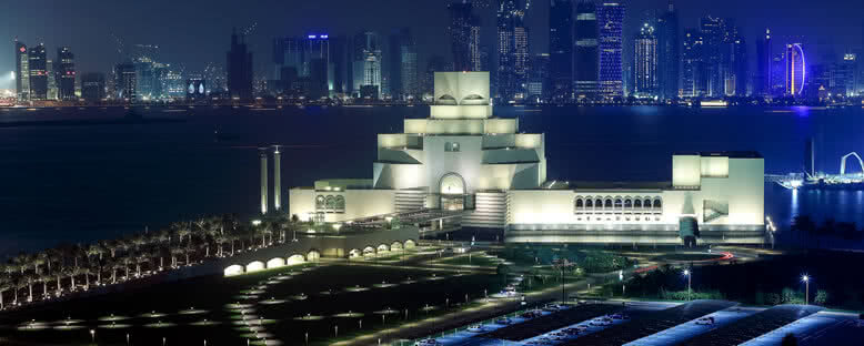 İslam Sanatları Müzesi Gece Manzarası - Doha