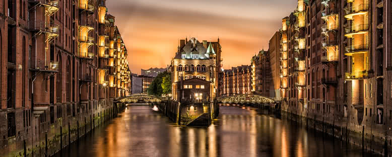 Kanallarda Akşam - Hamburg