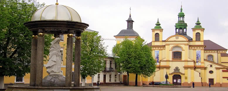 Katolik Kilisesi - Lviv