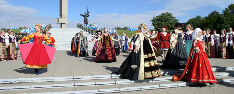 Kuruluş Yıldönümü Kutlamaları - Minsk