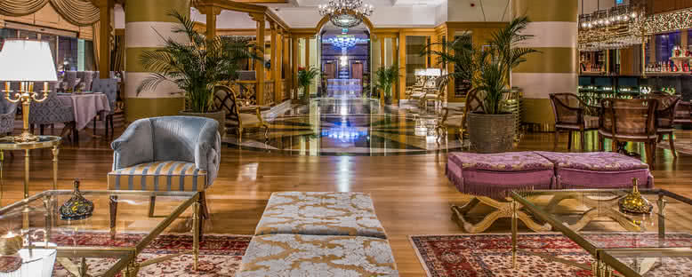 Lobi - Merit Royal Hotel & Casino