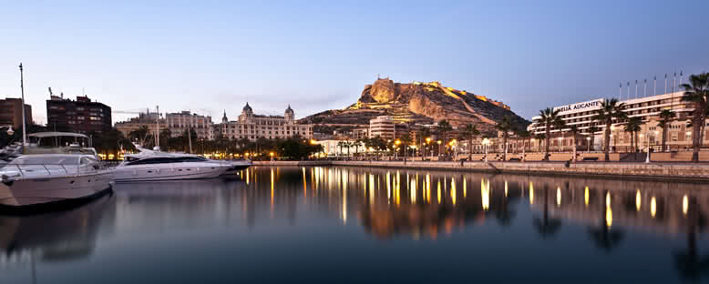 Şehir ve Santa Barbara Kalesi - Alicante