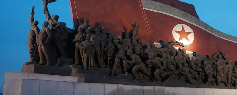 Mansudae Anıtı - Pyongyang
