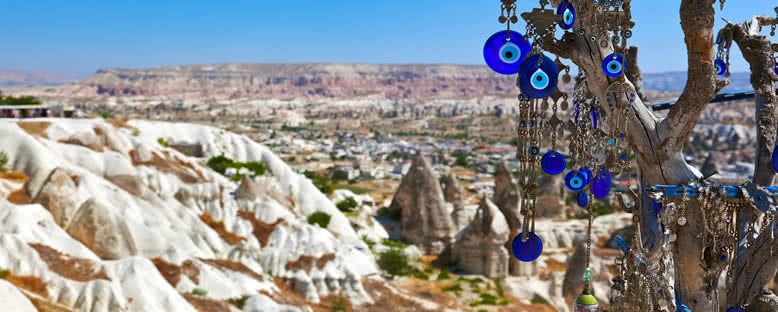 Manzara ve Nazar Boncukları - Kapadokya