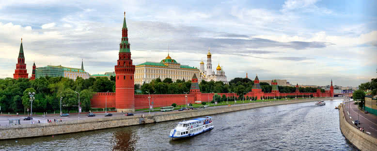 Moskova Nehri ve Şehir Manzarası - Moskova