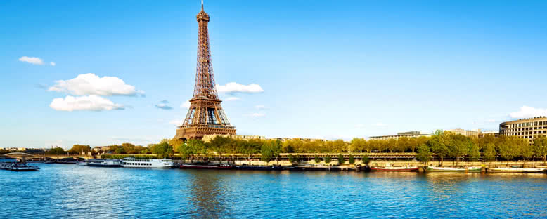 Nehirden Eiffel Manzarası - Paris