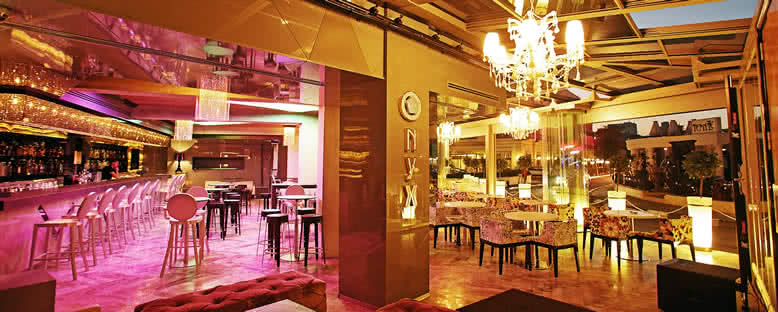 Onyx Restaurant - Rocks Hotel