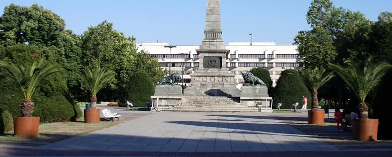 Özgürlük Anıtı ve Meydanı - Rusçuk