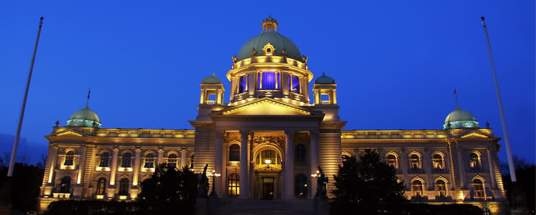 Parlamento Binası Gece Manzarası - Belgrad