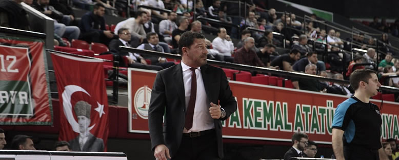 Pınar Karşıyaka Koçu Ufuk Sarıca
