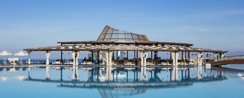 Pool Bar - Elexus Hotel