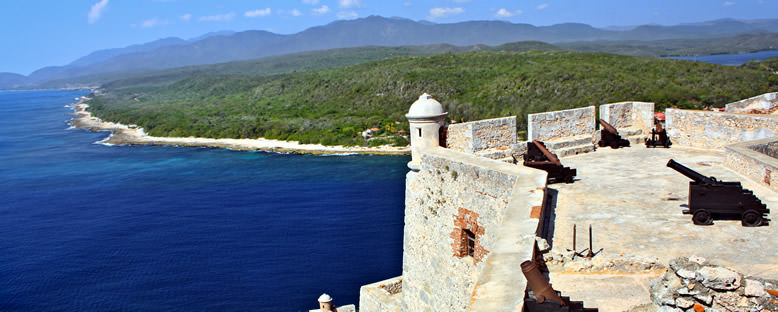 San Pedro de la Roca del Morro Kalesi - Santiago