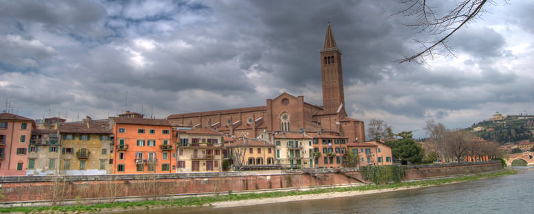 Sant'Anastasia Kilisesi - Verona