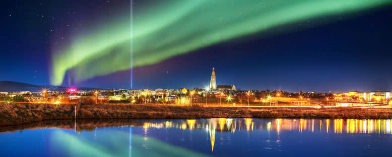 Şehir Üzerinde Işıklar - Reykjavik